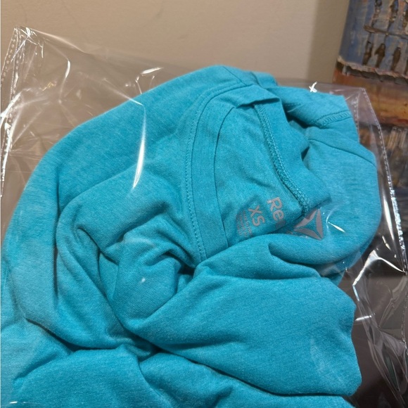 Reebok Turquoise Crew Neck Long Sleeve Tee - Picture 4 of 4